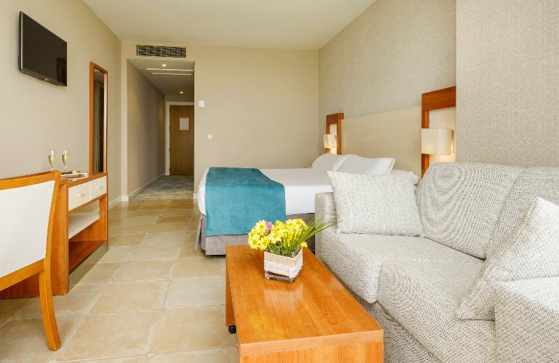 غرفة قياسية مطلّة علي البحر, Ilunion Fuengirola