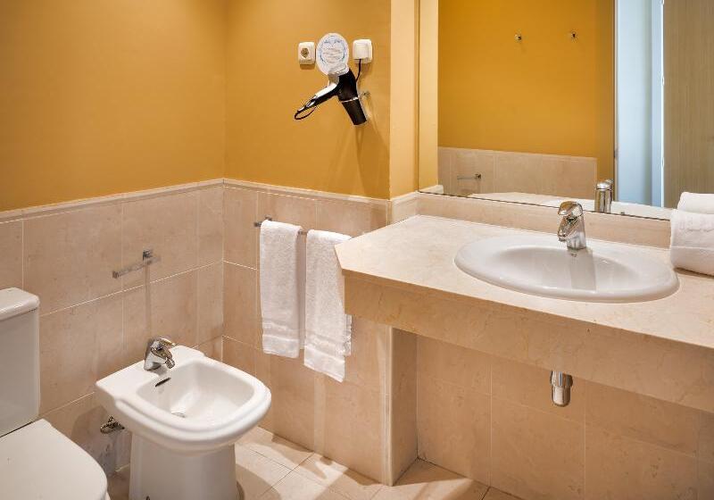 غرفة قياسية مطلّة علي البحر, Ilunion Fuengirola