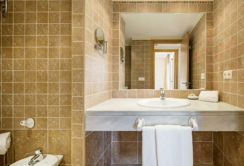 Апартаменты 2 Спальни, Ilunion Sancti Petri