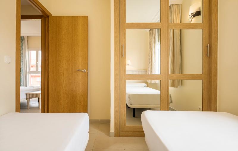 Вилла 2 Спальни, Ilunion Sancti Petri