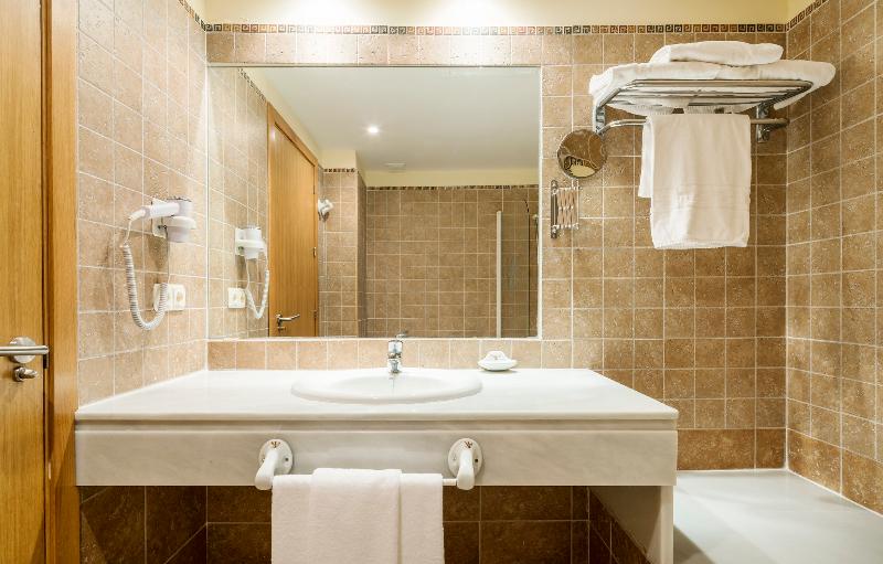 Вилла 2 Спальни, Ilunion Sancti Petri