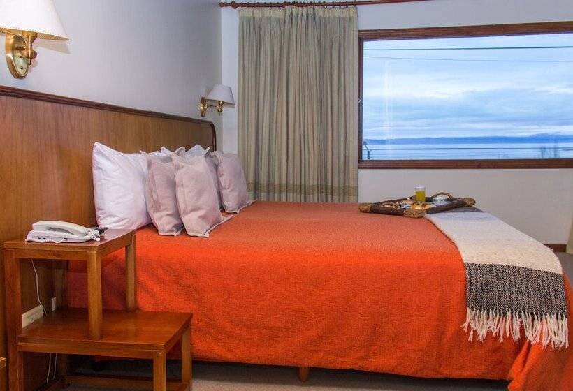 غرفة قياسية, Koi Aiken