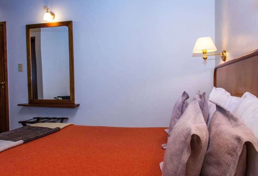 غرفة قياسية, Koi Aiken