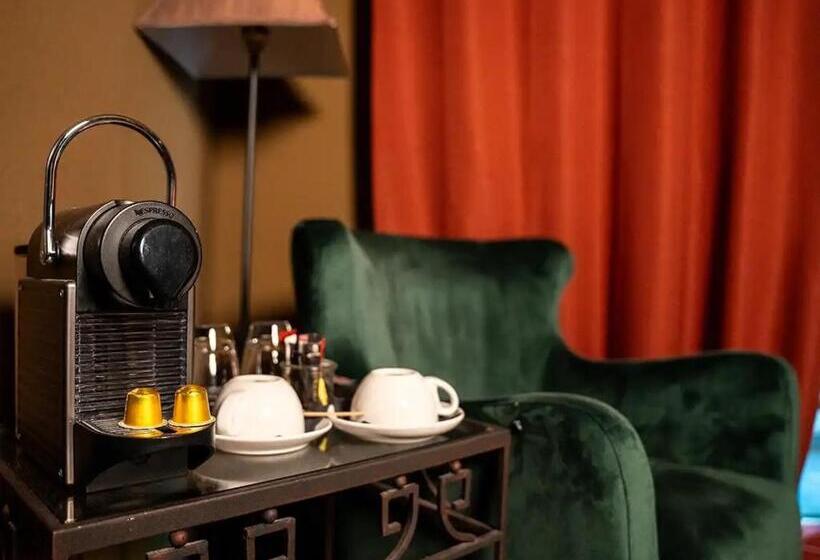 带阳台的豪华间, Medo Köln