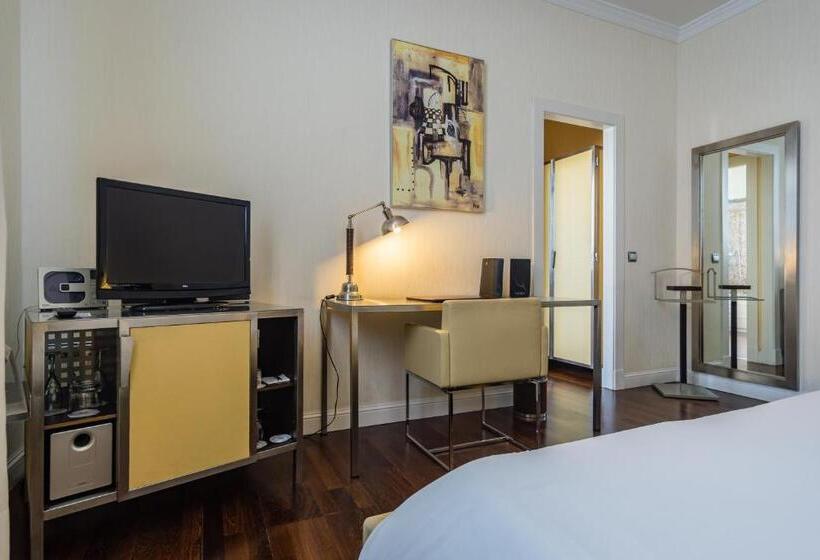 标准间, Palacio Garvey