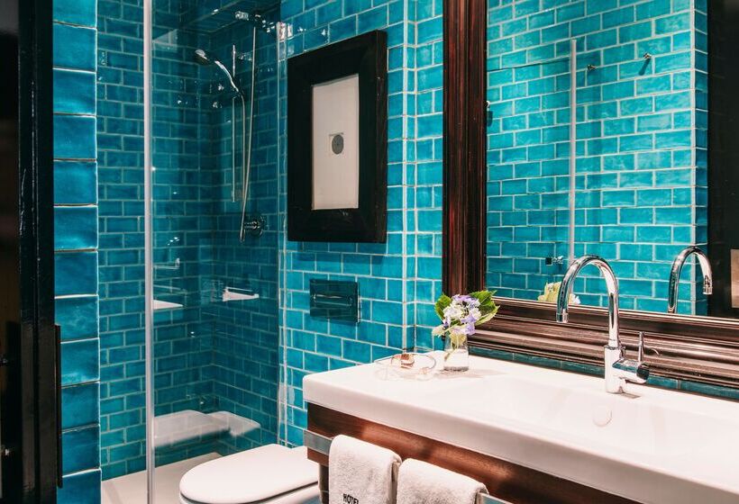 اتاق استاندارد با بالکن, Pulitzer Barcelona