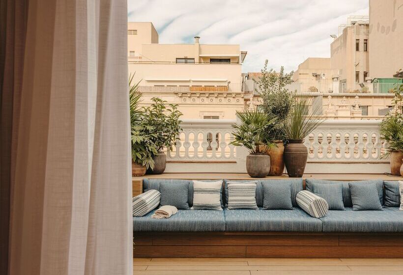 Люкс, Pulitzer Barcelona