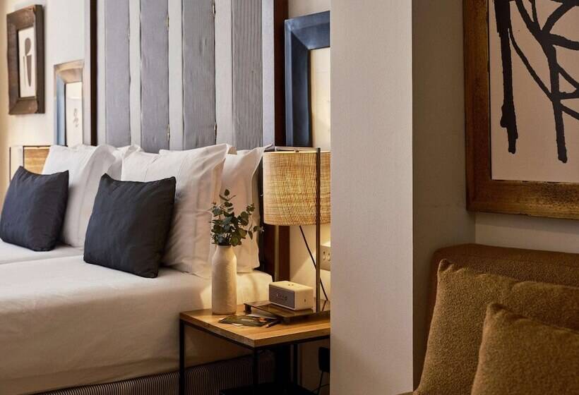 اتاق سوپریور با چشمانداز شهر, Pulitzer Barcelona