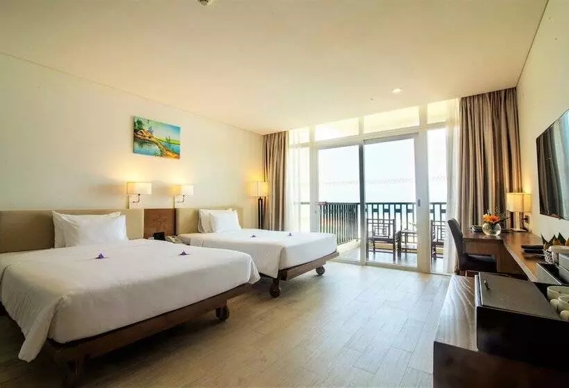 庭の見えるプレミアムルーム, Sandy Beach Non Nuoc Resort