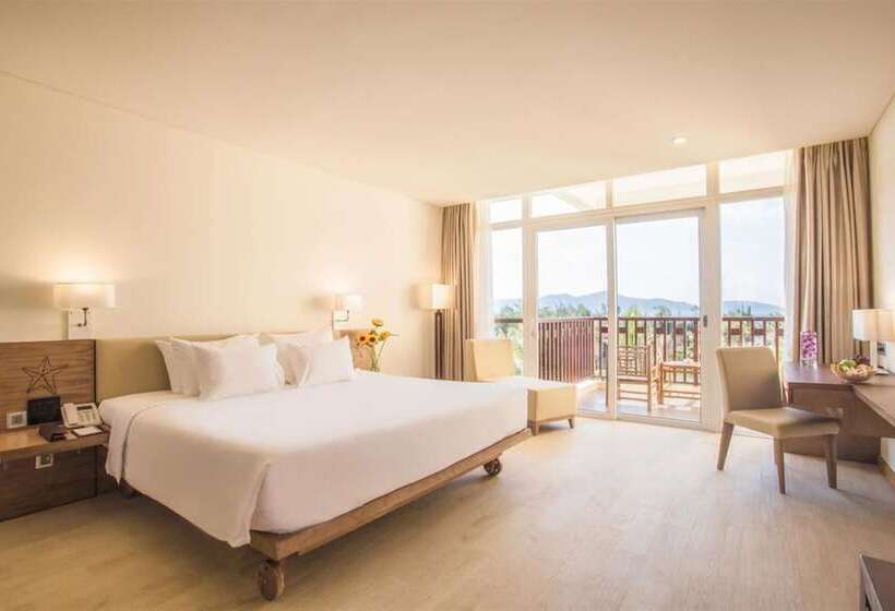 اتاق پریمیوم با چشمانداز باغ, Sandy Beach Non Nuoc Resort