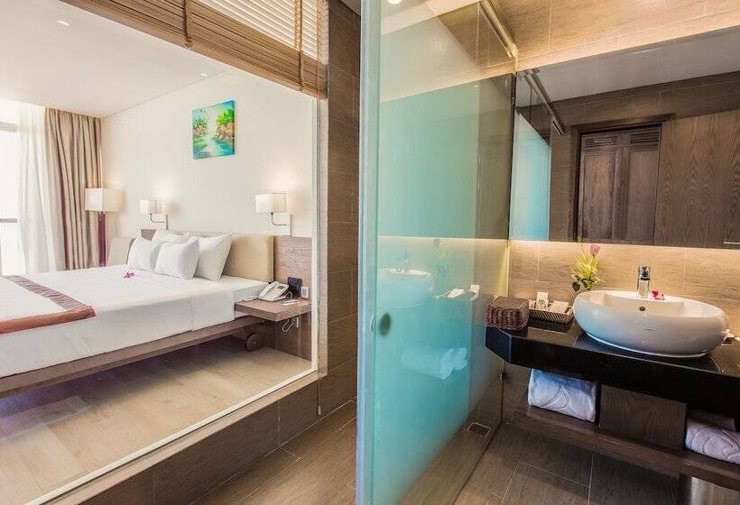 اتاق پرمیوم با چشم‌انداز دریا, Sandy Beach Non Nuoc Resort