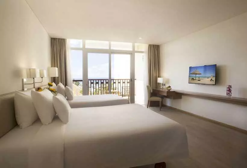 オーシャンビューのプレミアムルーム。, Sandy Beach Non Nuoc Resort