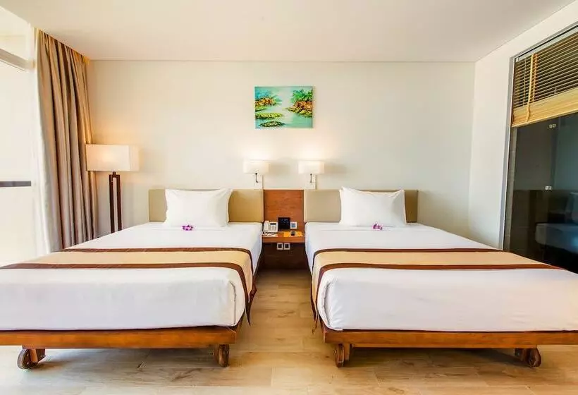 オーシャンビューのプレミアムルーム。, Sandy Beach Non Nuoc Resort
