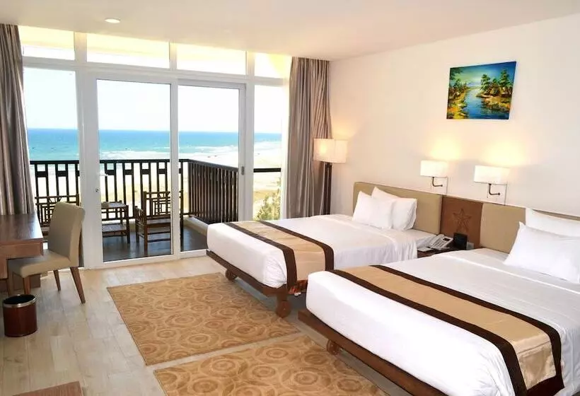 オーシャンビューのプレミアムルーム。, Sandy Beach Non Nuoc Resort