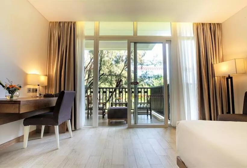 プレミアムスイート, Sandy Beach Non Nuoc Resort
