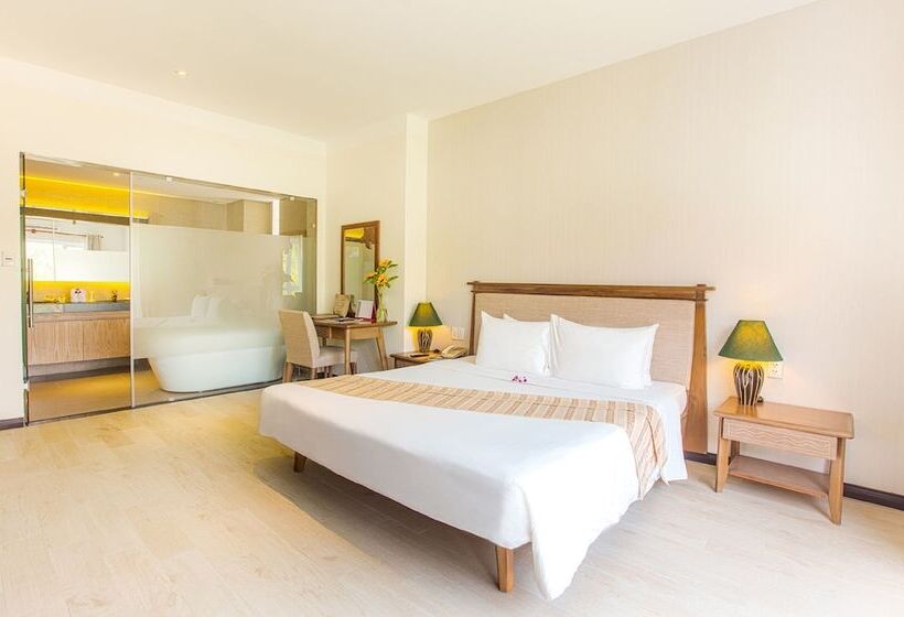 بانگلوی خانوادگی با چشمانداز دریا, Sandy Beach Non Nuoc Resort