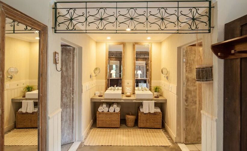 דירת חדר, Toca Da Coruja