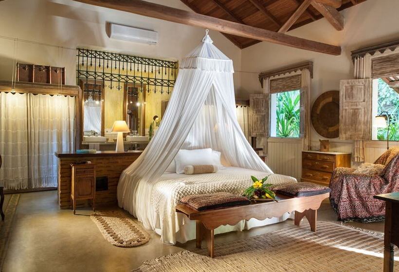 בקתה דלוקס, Toca Da Coruja