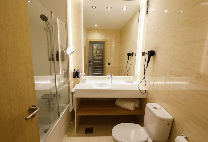 اتاق استاندارد, Zenit Bilbao