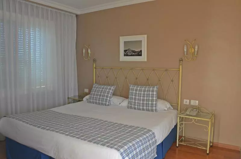 اتاق استاندارد با چشم‌انداز دریا, La Quinta Park Suites & Spa