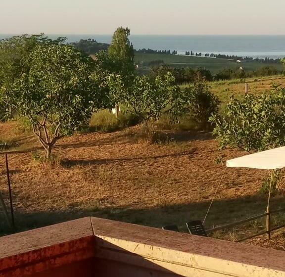 Четырехместный Номер Стандарт, Belle Marche