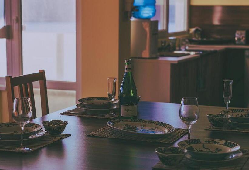 סוויטת סופריור, Lakeview Estate Apart