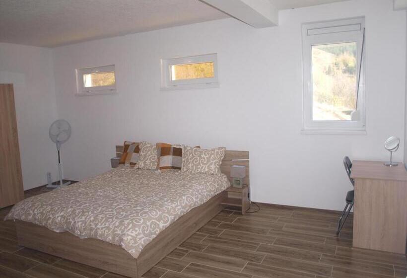 סוויטת 2 חדרי שינה, Lakeview Estate Apart