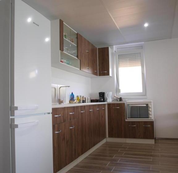 סוויטת 2 חדרי שינה, Lakeview Estate Apart