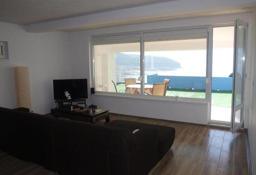 סוויטת 2 חדרי שינה, Lakeview Estate Apart