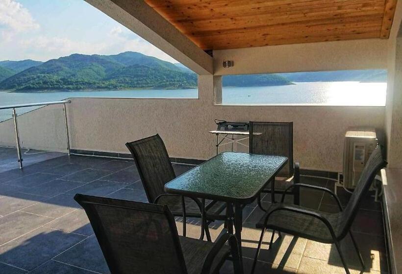 1 Bedroom Apartment Lake View, Lakeview Estate Apart