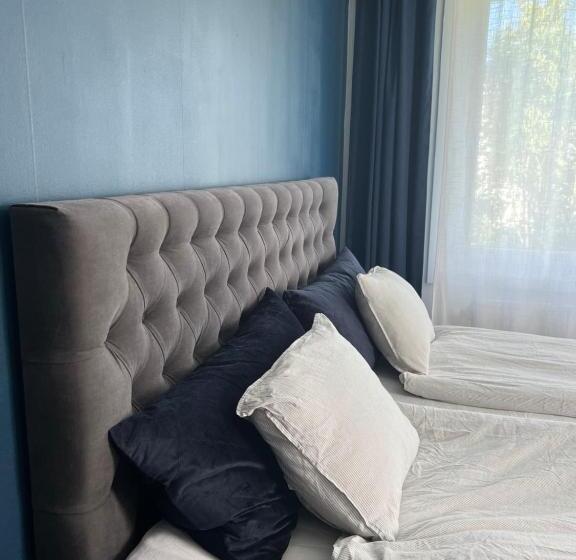 חדר משפחתי, Bergkvara Vandrarhem