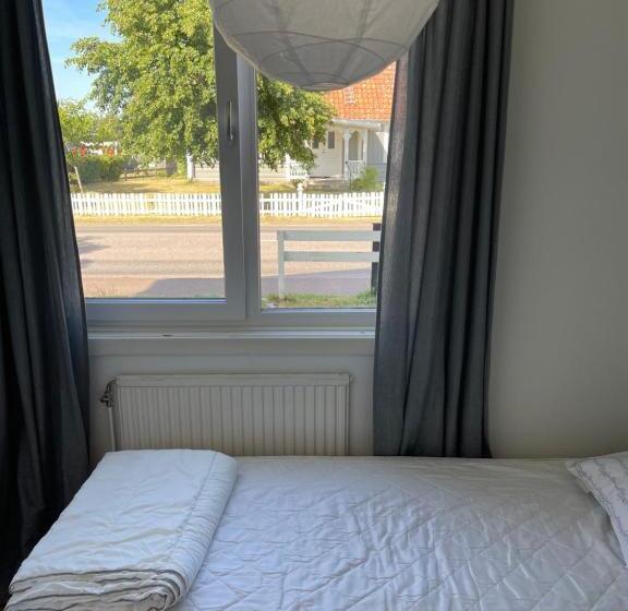 חדר אקונומי יחיד, Bergkvara Vandrarhem