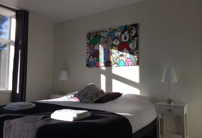 标准间, Hedenstugan B&b