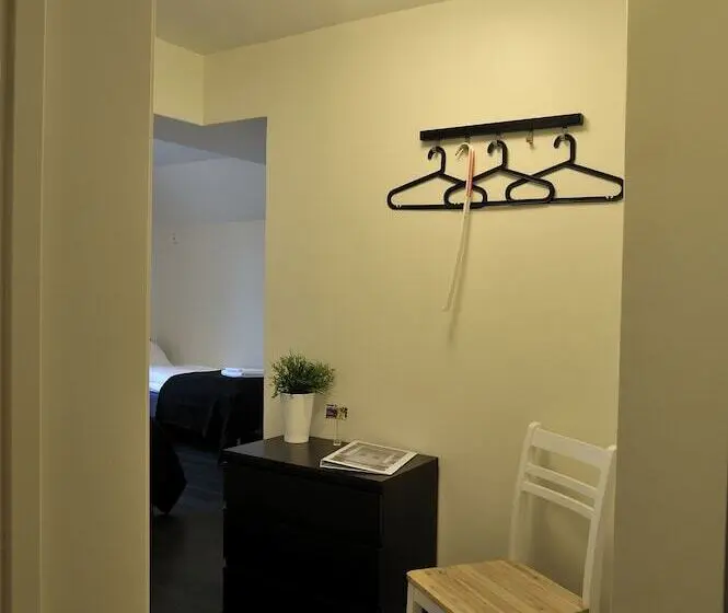 スタンダードトリプルルーム, Hedenstugan B&b