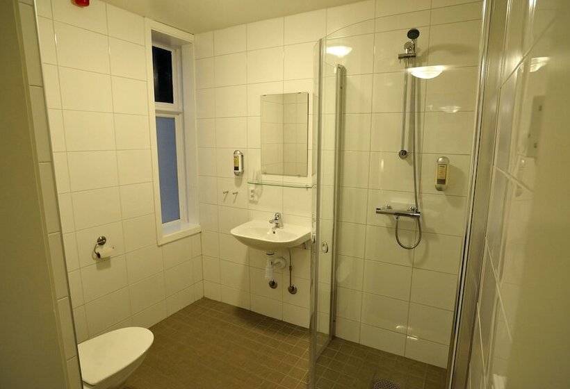 家庭间, Hedenstugan B&b