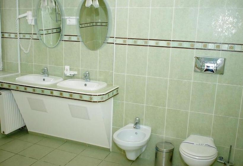 Номер Superior, Orlinoye Gnezdo