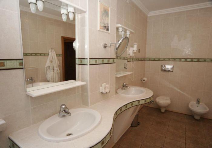 Полулюкс Повышенной Комфортности, Orlinoye Gnezdo