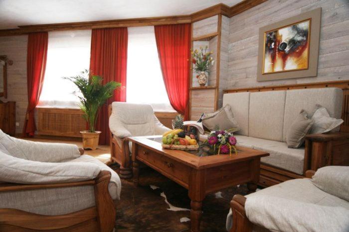 Полулюкс Повышенной Комфортности, Orlinoye Gnezdo