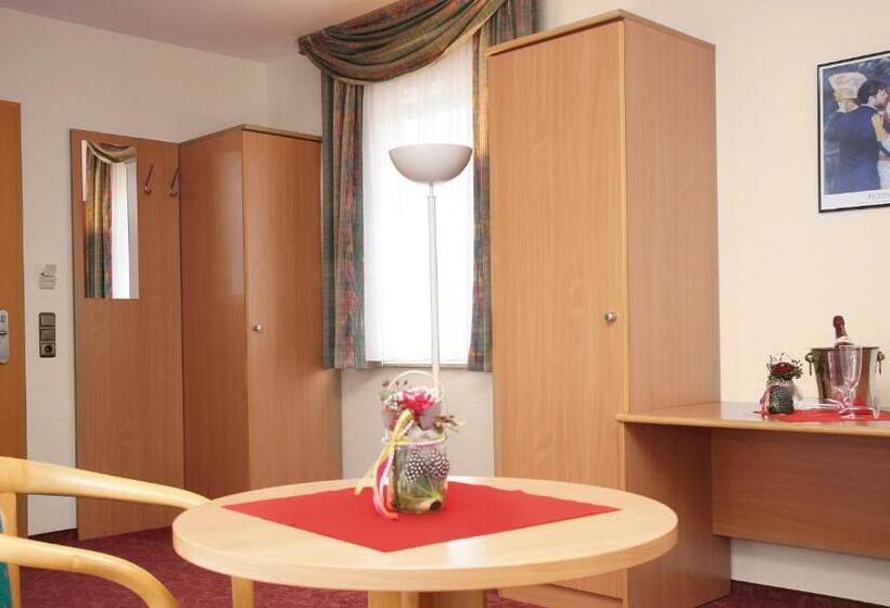 스탠다드 룸, & Restaurant Zur Linde