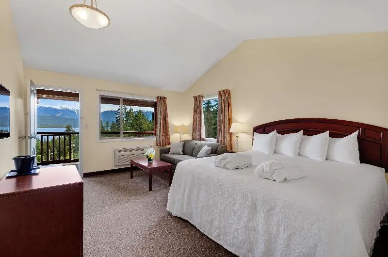 キングサイズベッドのスイートルーム, Kootenay Lakeview Resort Bw Signature Collection
