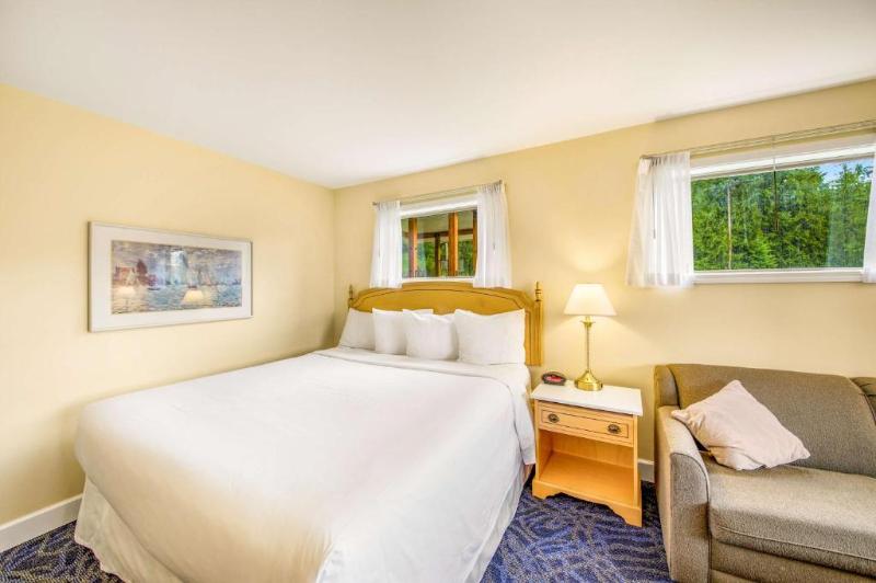 身障者適用キングサイズベッドルーム, Kootenay Lakeview Resort Bw Signature Collection