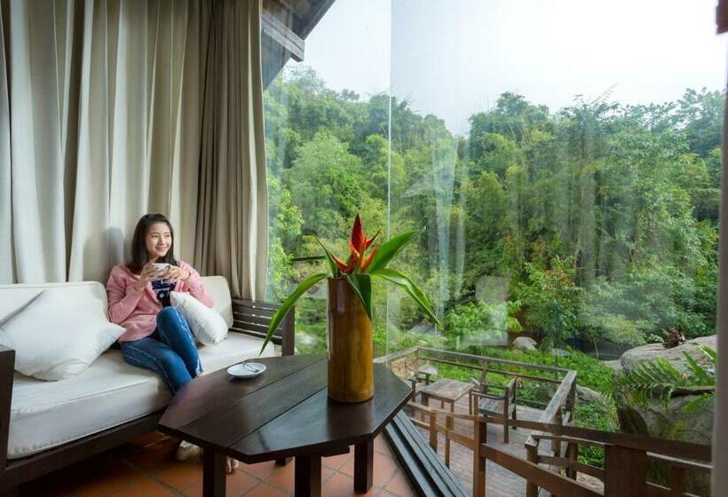 Номер Deluxe с Балконом, Namkat Yorla Pa Resort