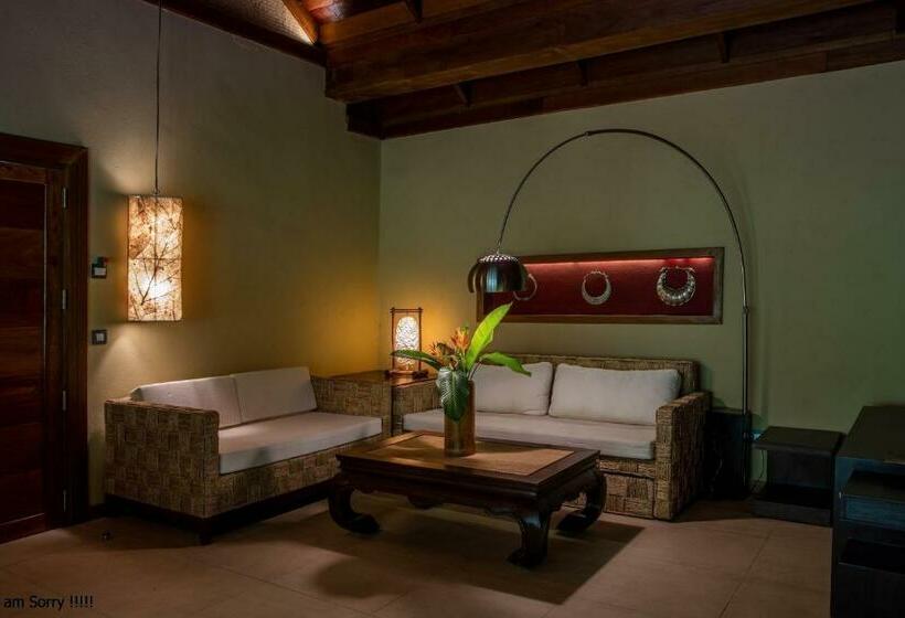 Вилла с 1 спальней и бассейном, Namkat Yorla Pa Resort