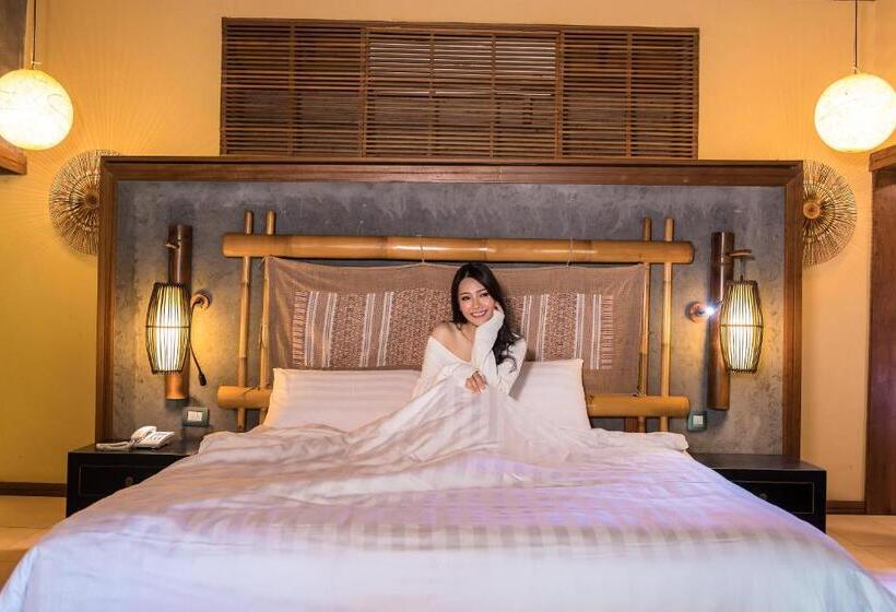 Вилла с 1 спальней и бассейном, Namkat Yorla Pa Resort