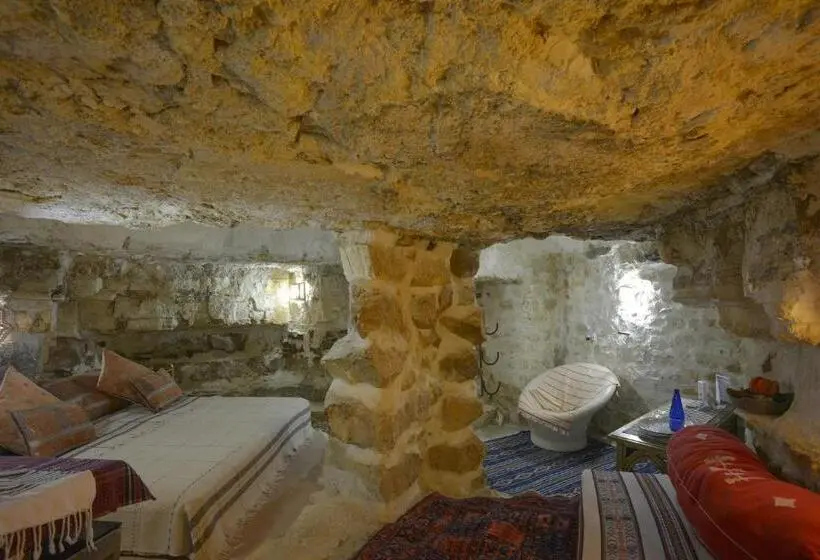 スタンダードルーム, Auberge De Tamezret