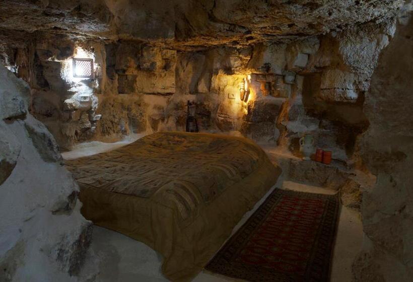 غرفة قياسية, Auberge De Tamezret