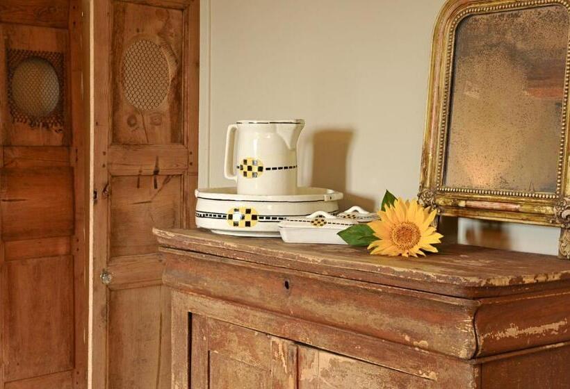 اتاق لوکس با تخت بزرگ, B&b Sapere