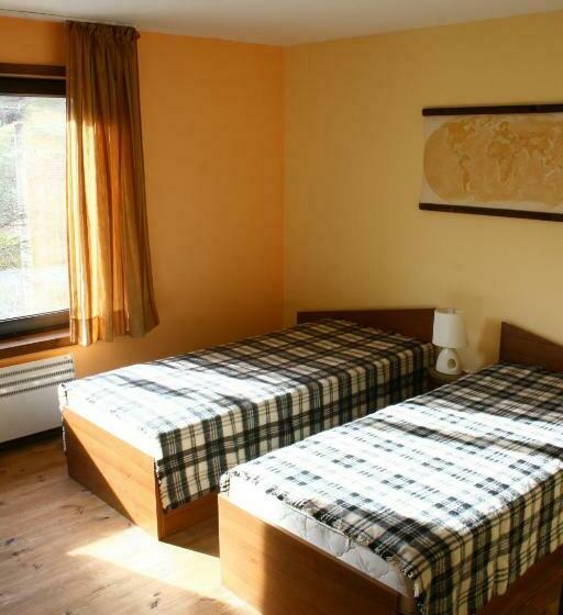 ３ベッドルームアパートメント, Guesthouse Karaivan