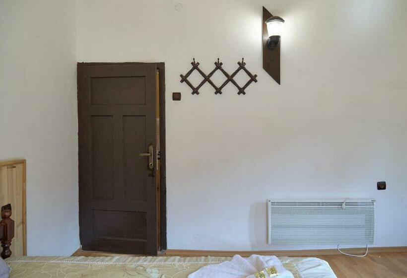 Семейный Номер, Guesthouse Vazrozhdenski Kashti