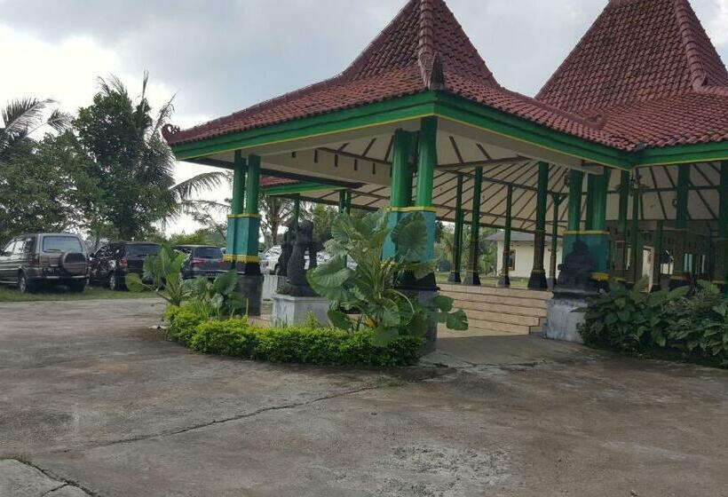 חדר משפחתי, Putri Duyung Guest House